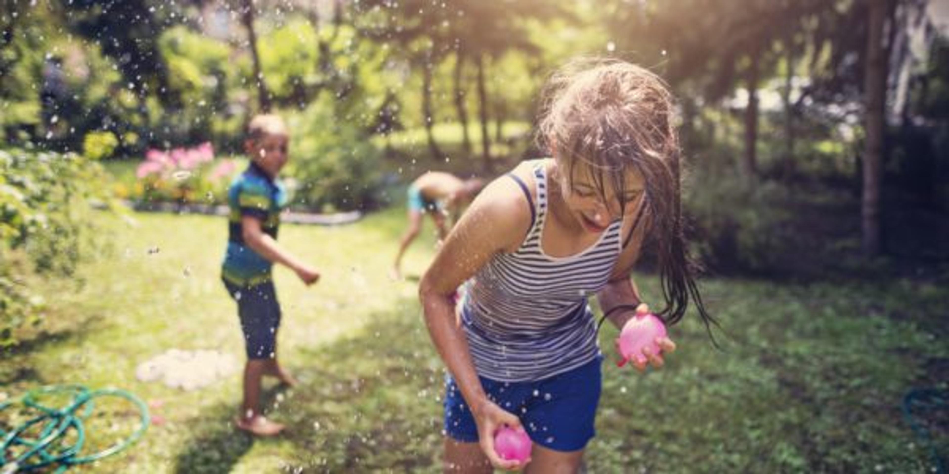 The National Weather Service (NWS) states that a heat index at or above 90 degrees Fahrenheit poses a significant health risk to children.  