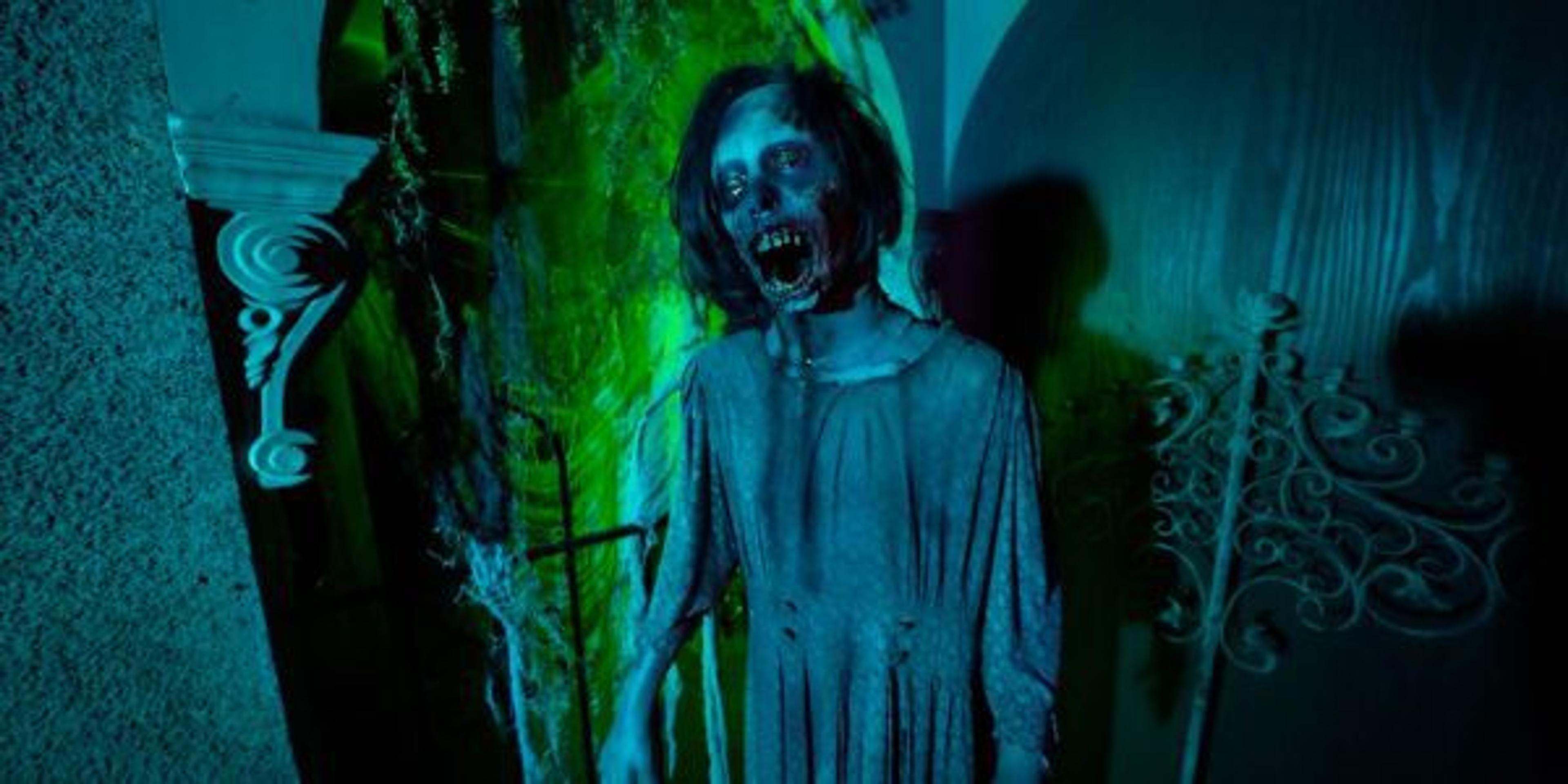 Some of Michigan’s best and longest-running haunted houses are opening back up for the fall season. Check out this list of 15 of the scariest haunted attractions the state. Happy haunting! 